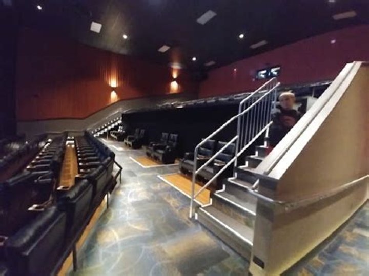 Regal Cinemas Tapo Canyonimi Valley: Your Ultimate Guide to Movie Theater Experience
